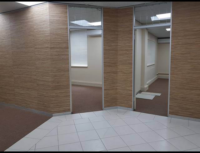 132M² OFFICE TO LET IN MUSGRAVE